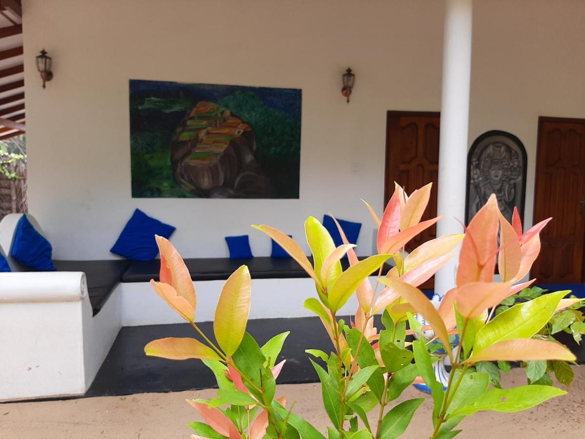 Omeesha Beach Hotel Kalpitiya Bagian luar foto